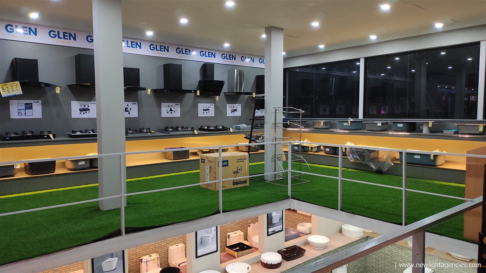 Kitchen chimneys, cooktops and sinks displayed at Newlight Building Solutions